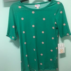Lularoe Gigi shirt